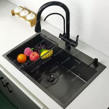 Черна кухненска мивка Над тезгяха или Под мивка за измиване на зеленчуци с Тъмно-Сиви кухненски принадлежности Изображение