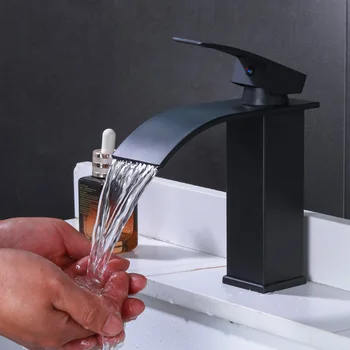 Черен смесител за водопад в банята, квадратен коляното, смесител за топла и студена вода от неръждаема стомана, смесител за мивка на вашия плот в банята Изображение